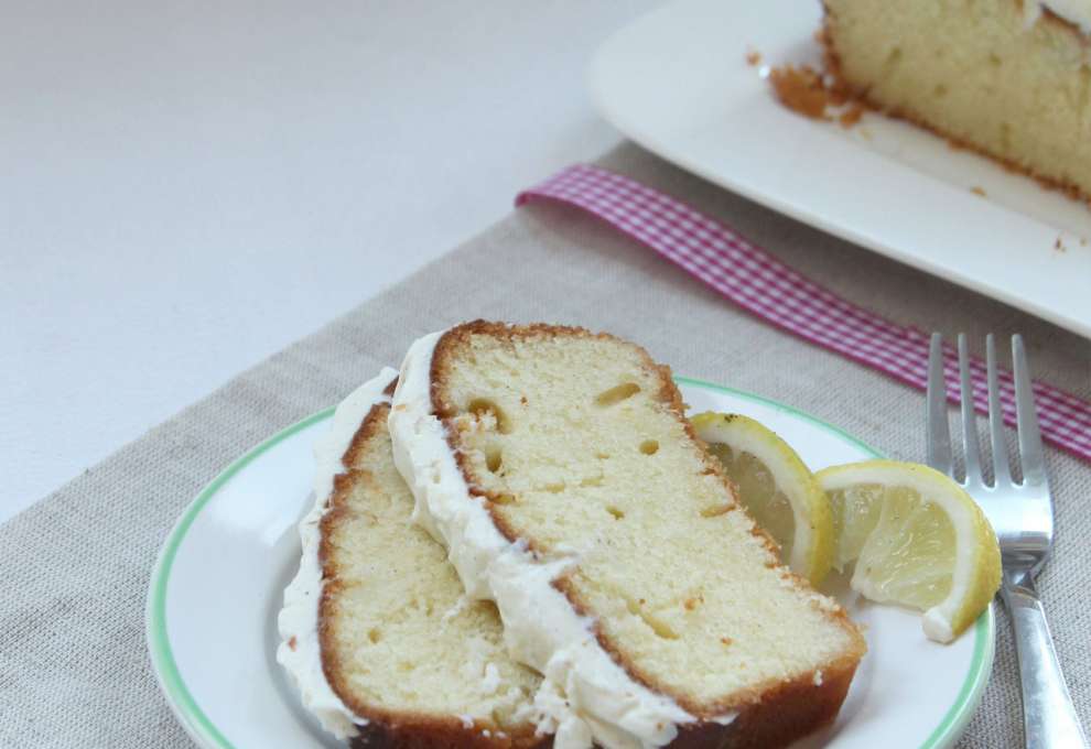 Saftiger Zitronenkuchen