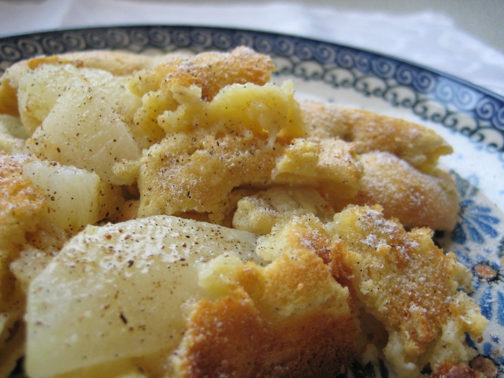 Himmlisch! Locker leichter Birnen-Apfel-Schmarrn