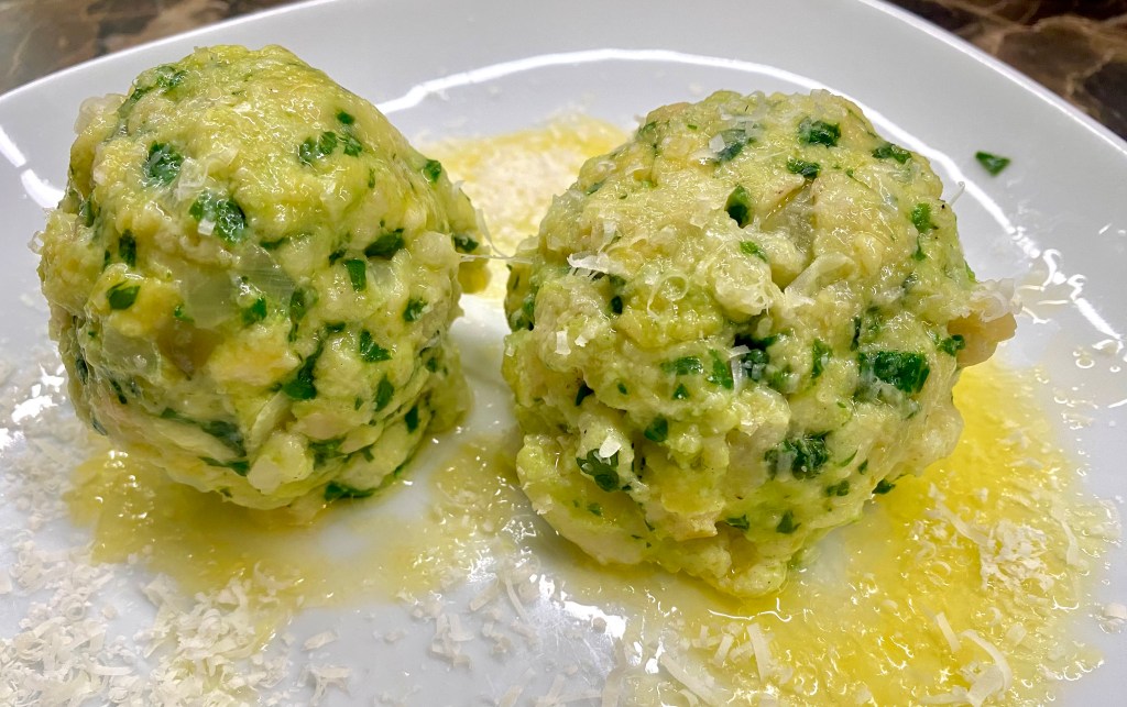 Semmelknödel mit Bärlauch, Mangold und&nbsp;Spinat
