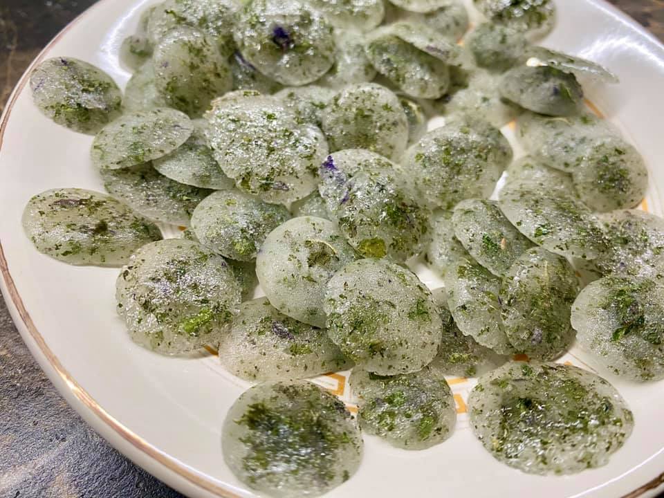 Zahnfreundliche Kräuterpastillen