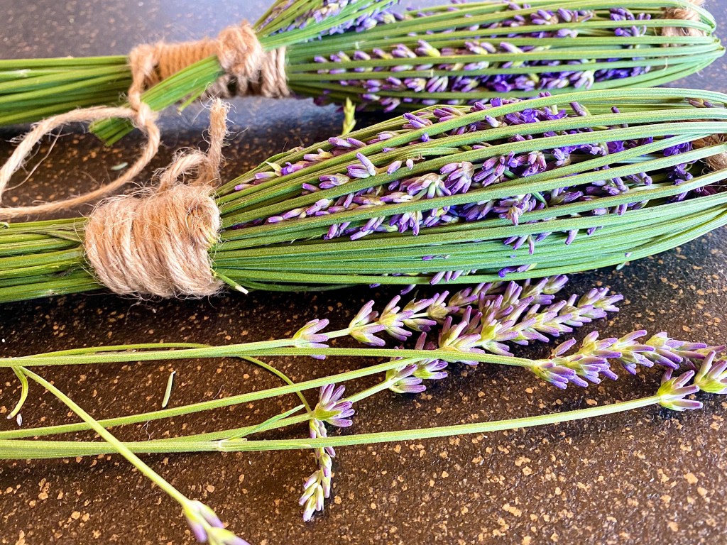 Lavendelsträuße binden